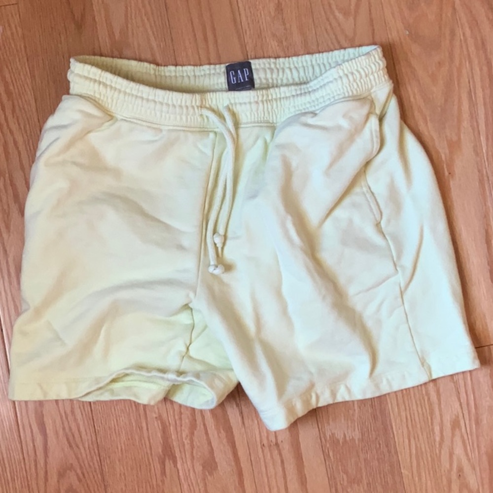 Two pairs of GAP men’s small shorts